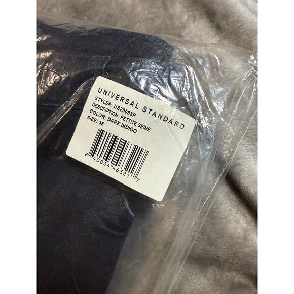 NWT Universal Standard Size 36 Petite Dark Indigo Seine Jeans Skinny 24” - Picture 3 of 12